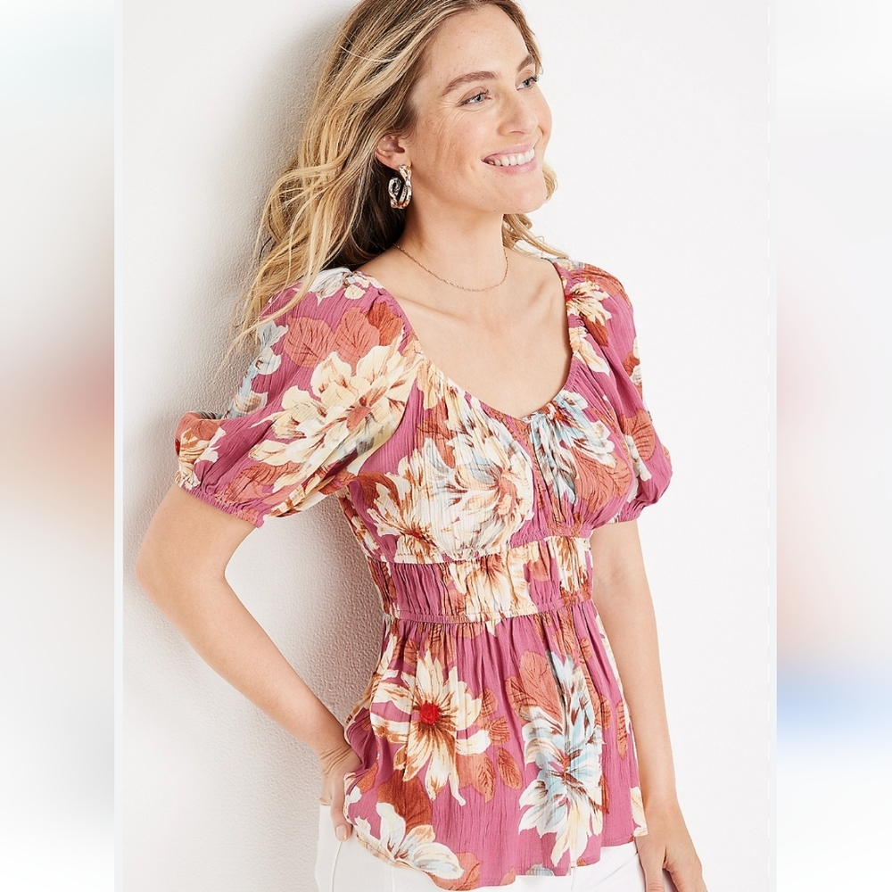 MAURICES WOMENS FLORAL BUBBLE SLEEVE BLOUSE. MED